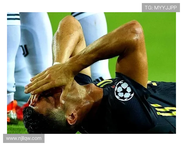 拜仁祝贺诺伊尔欧冠152场历史第六却遗漏C罗引发热议